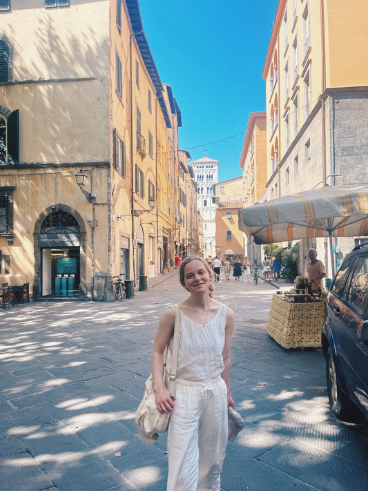 A Postcard from Lucca